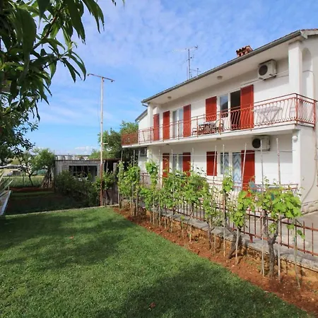 Apartment In Porec/istrien 36931 Porec